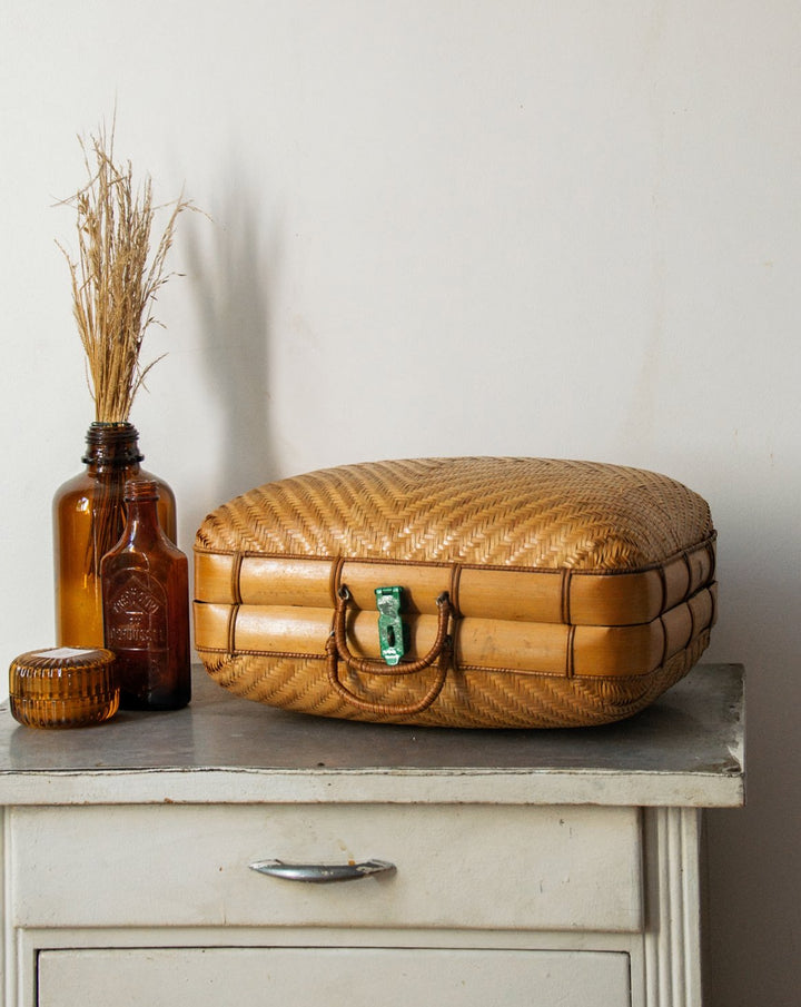 lucienne-malle-cannage-181-1