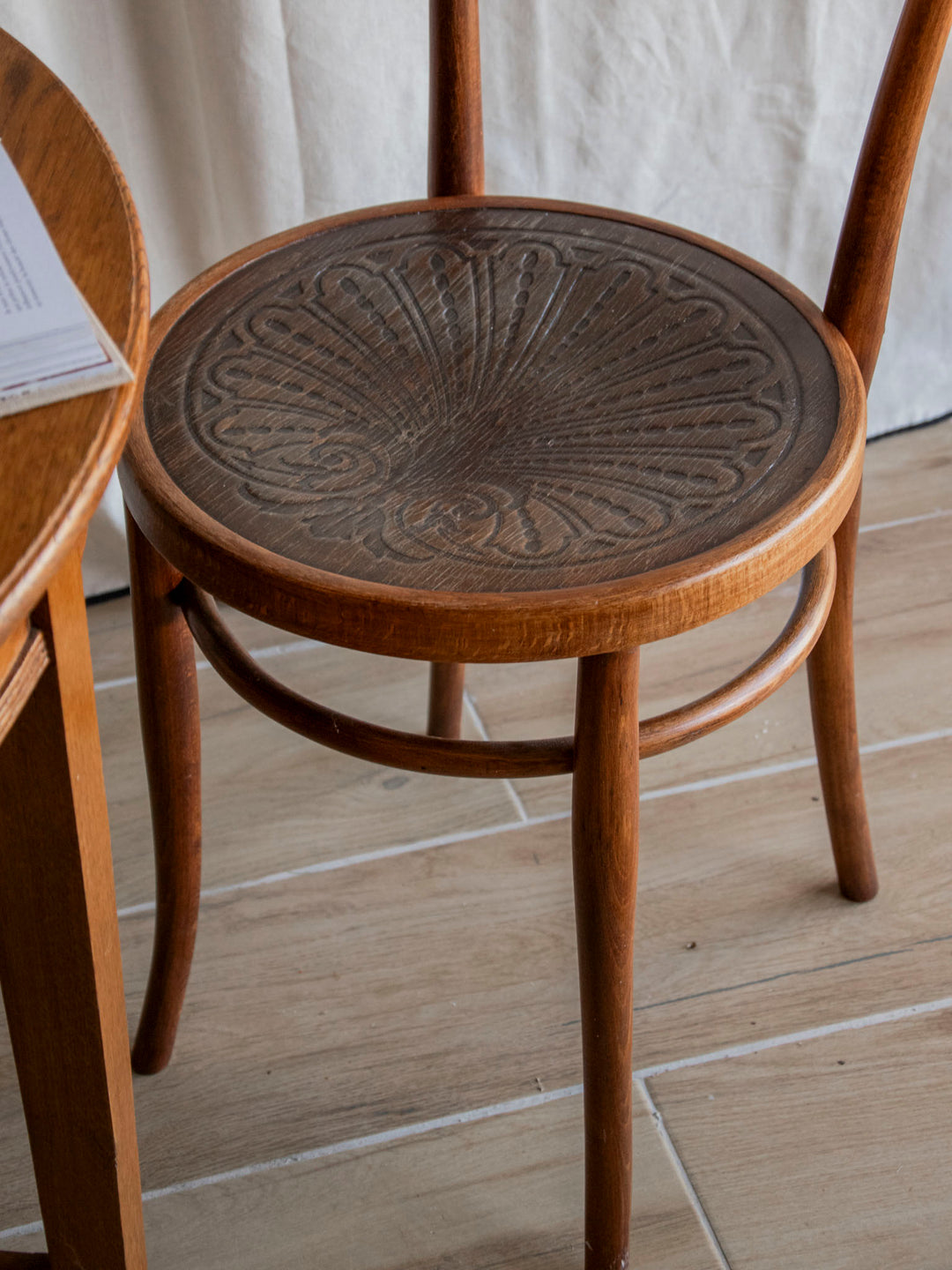 claude-chaise-bois-1345-6