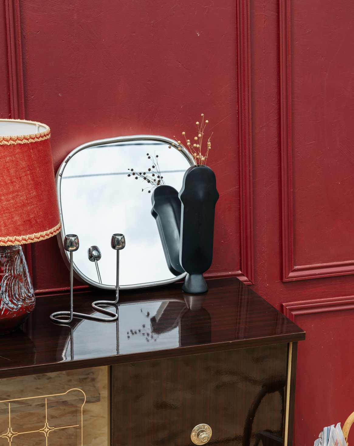 Décorations : miroirs, objets déco, coffres, tapis