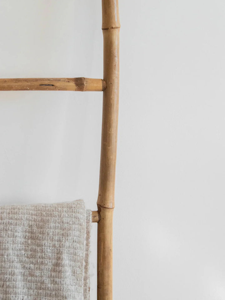 angela-echelle-decorative-bois-bambou-14-5