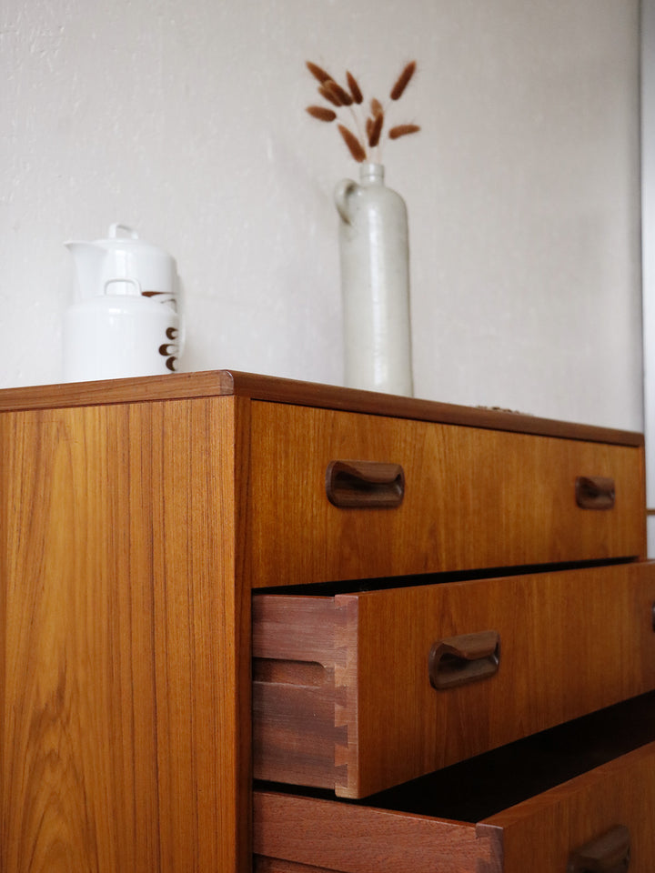 olga-commode-teck-302-8