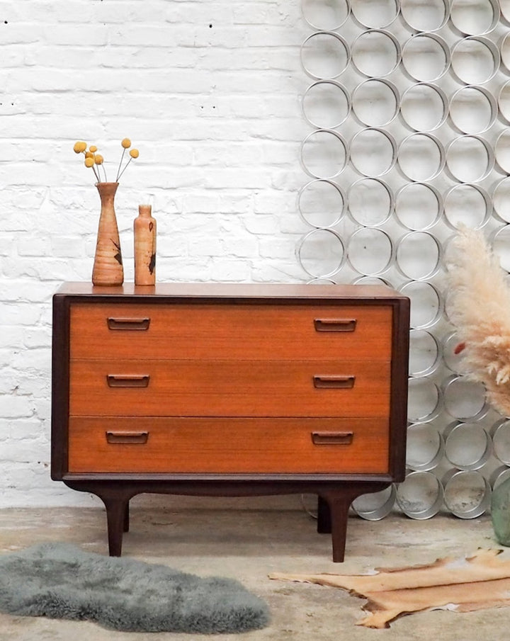 olga-commode-scandinave-teck-358-1