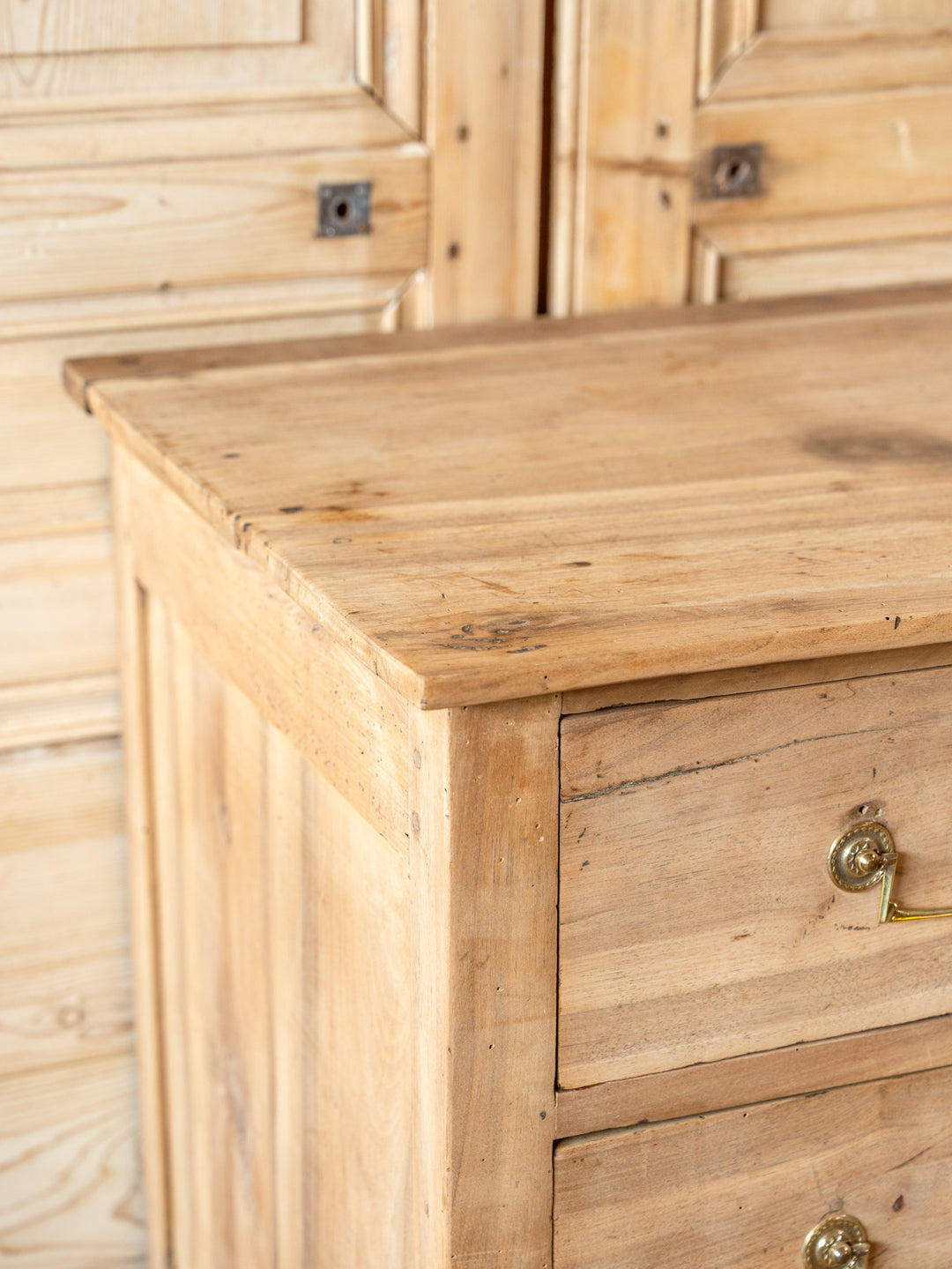 garance-commode-noyer-poncee-705-6