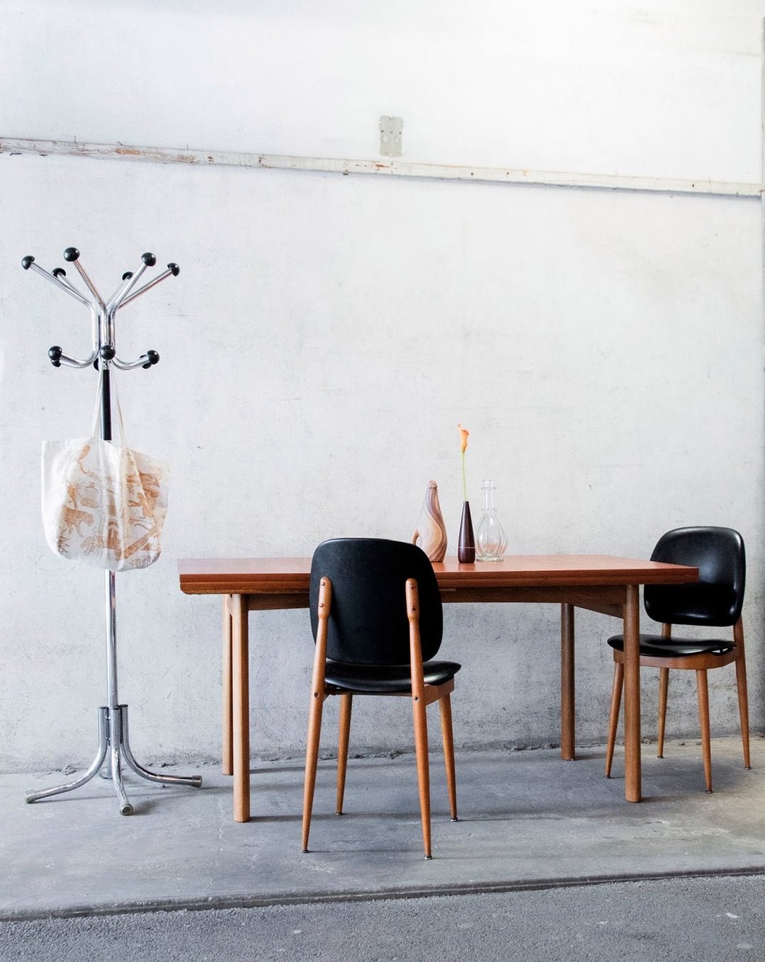 karla-table-à-manger-teck-362-1