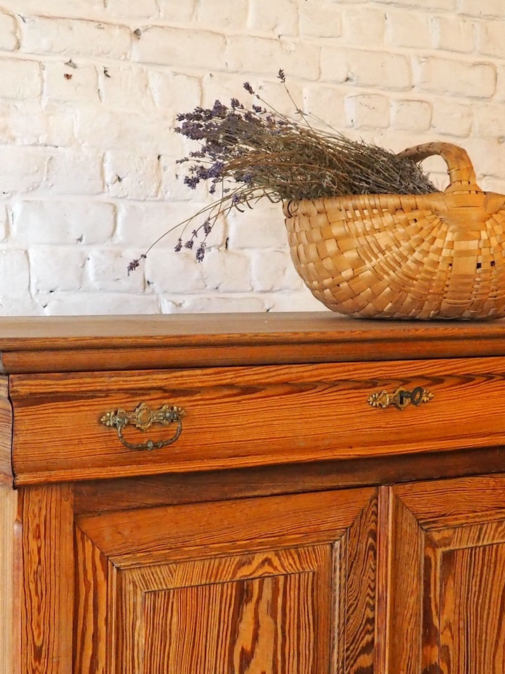 blandine-armoire-pin-297-9