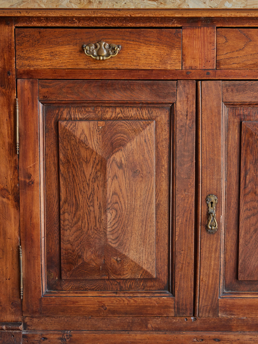 gilbert-buffet-bois-1554-4