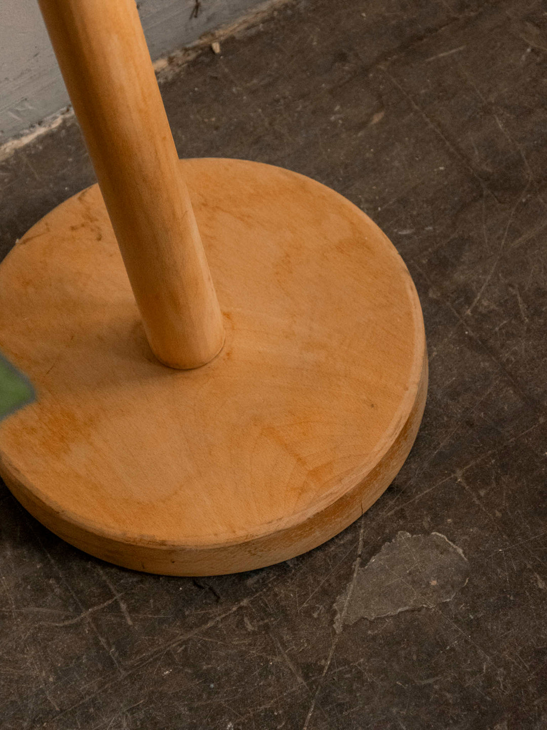 julien-lampadaire-bois-375-7