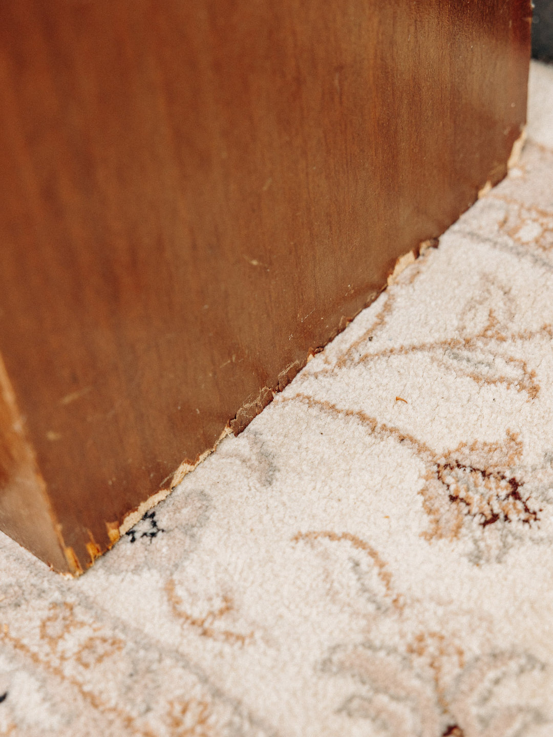 hippolyte-manteau-cheminee-bois-laiton-5-6