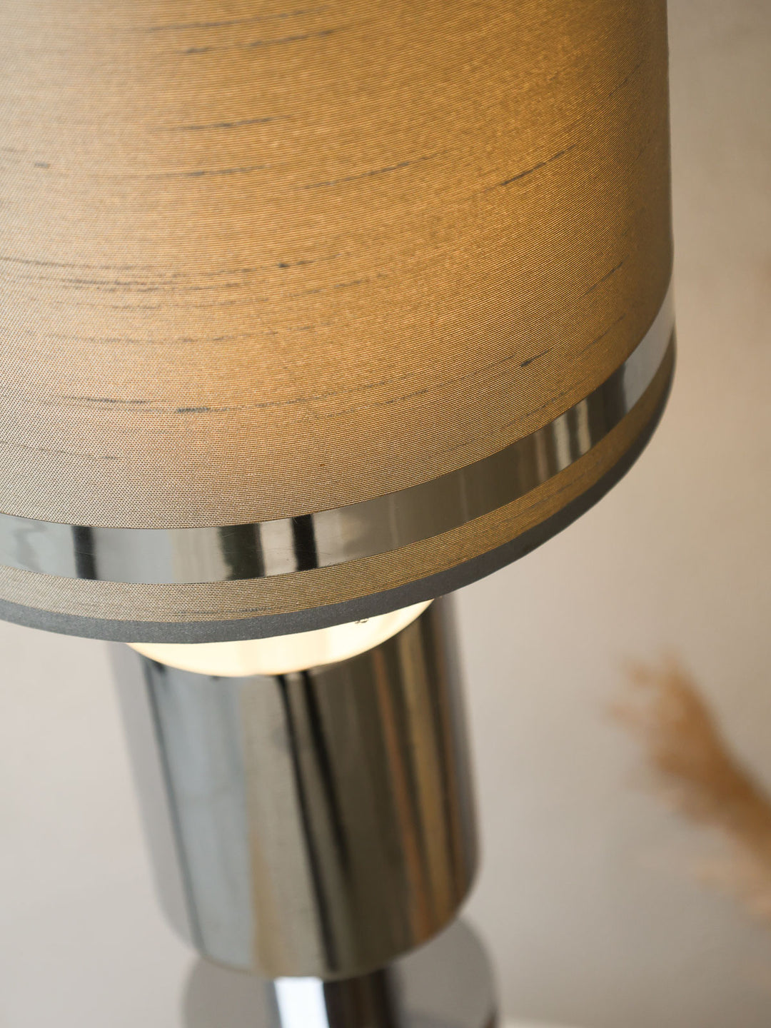 julia-lampe-à-poser-chrome-642-5