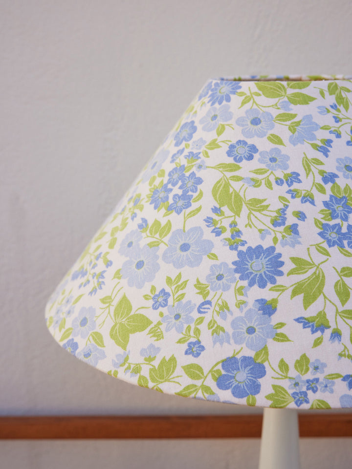 julia-lampe-a-poser-plastique-1033-3