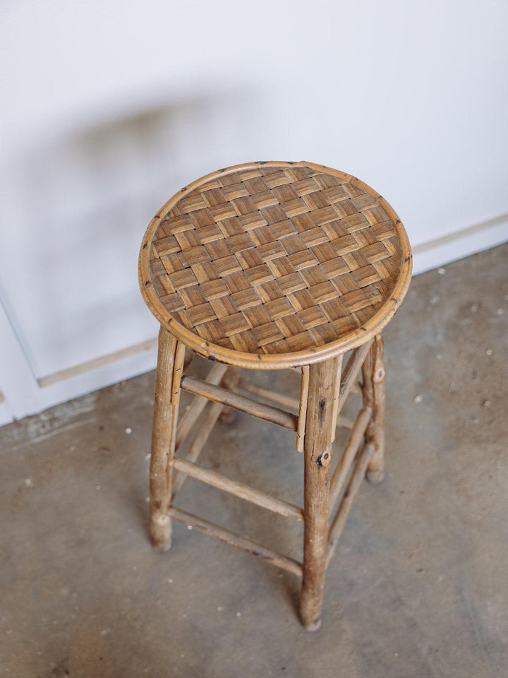 Regis, the wooden stool No. 52