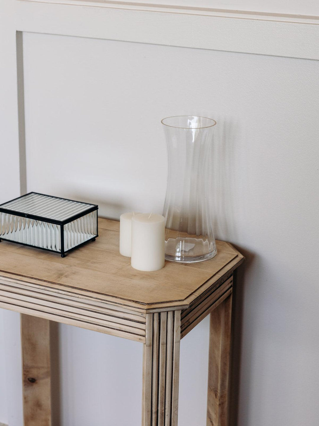 Francine, the wooden side table N°88