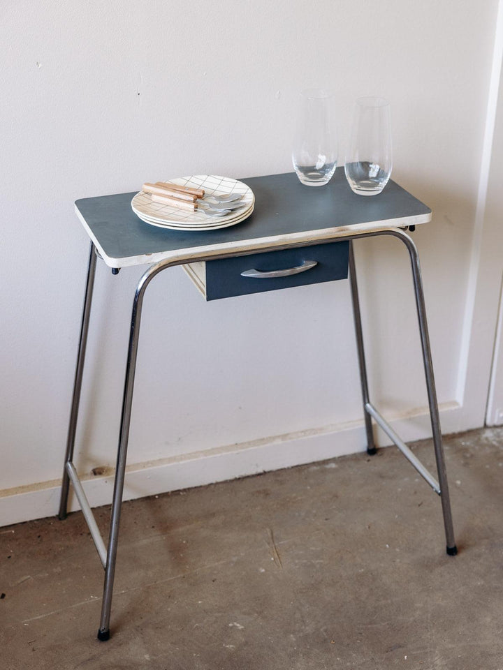 Hanna, la table d'appoint seventies N°2