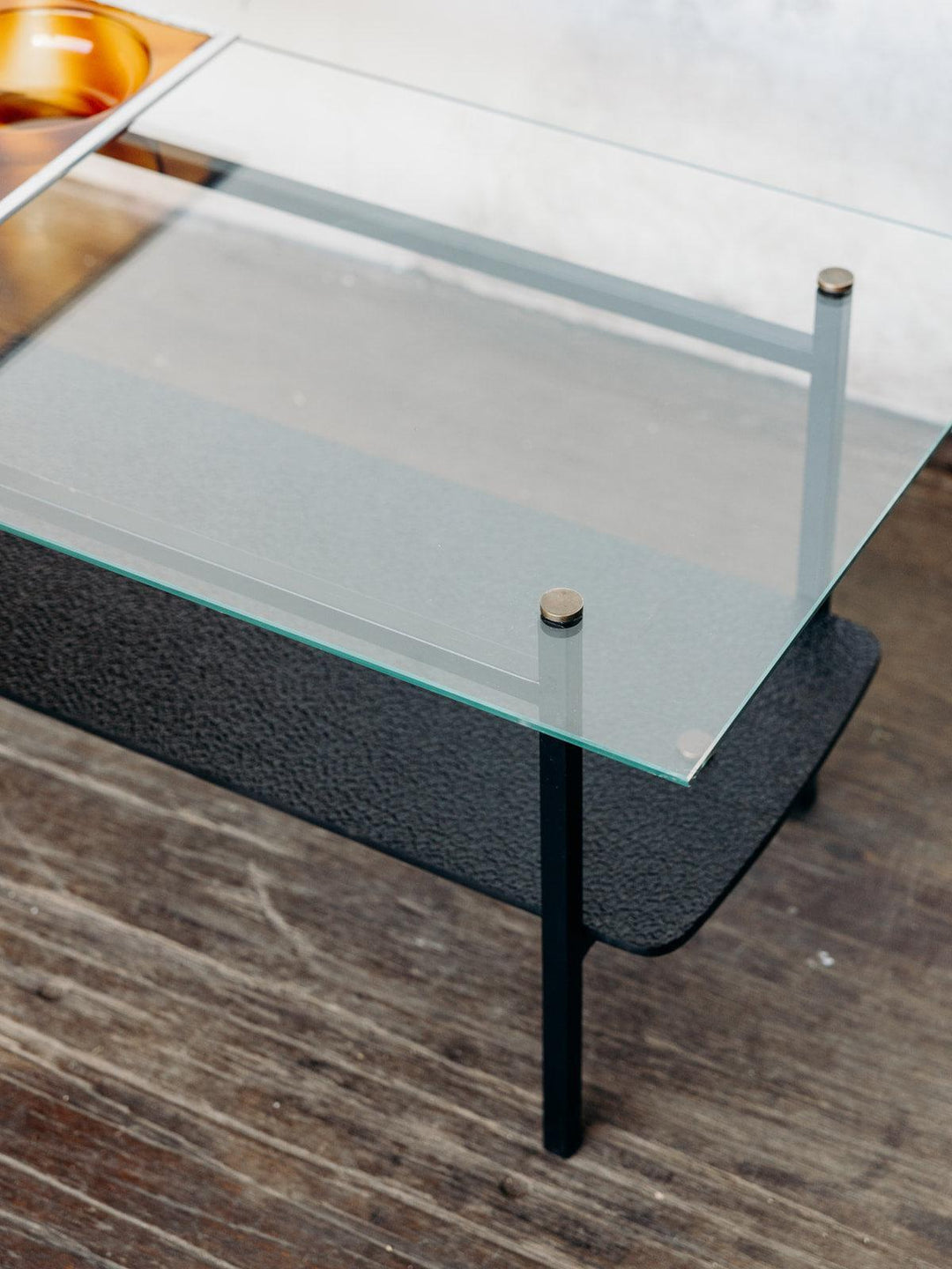 Donna, the glass coffee table N°40