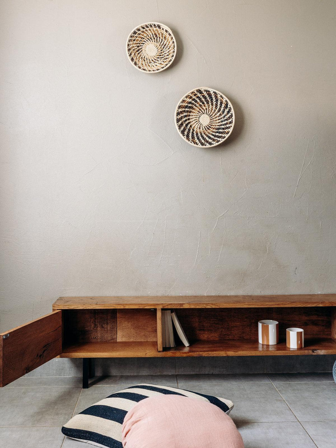 Margaret, the solid oak sideboard No. 27