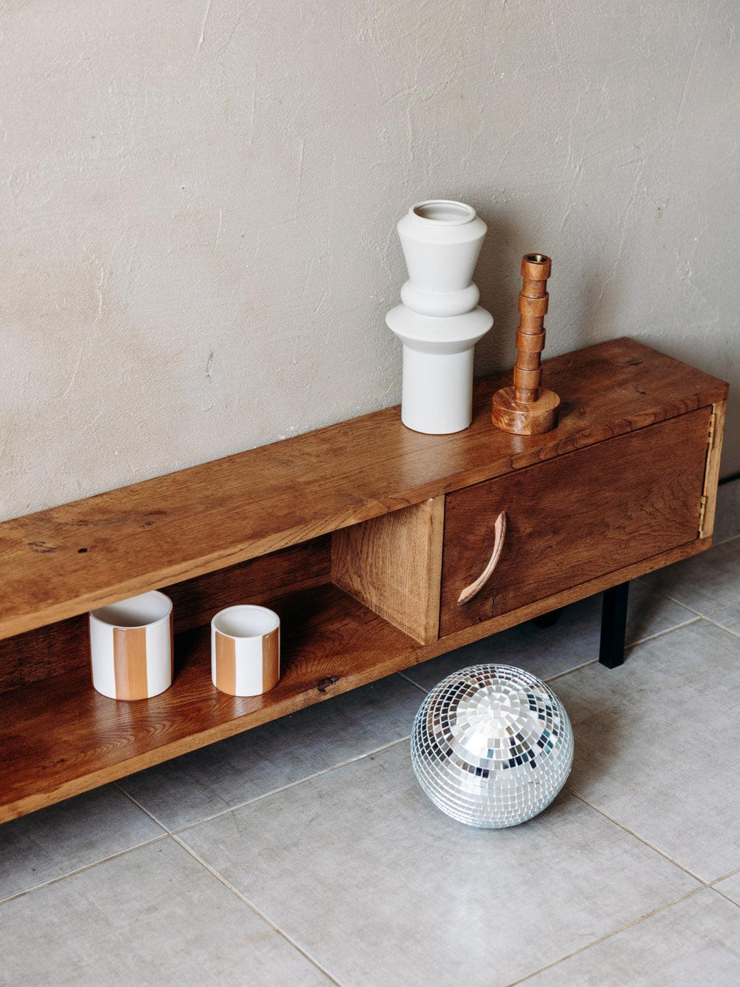 Margaret, the solid oak sideboard No. 27