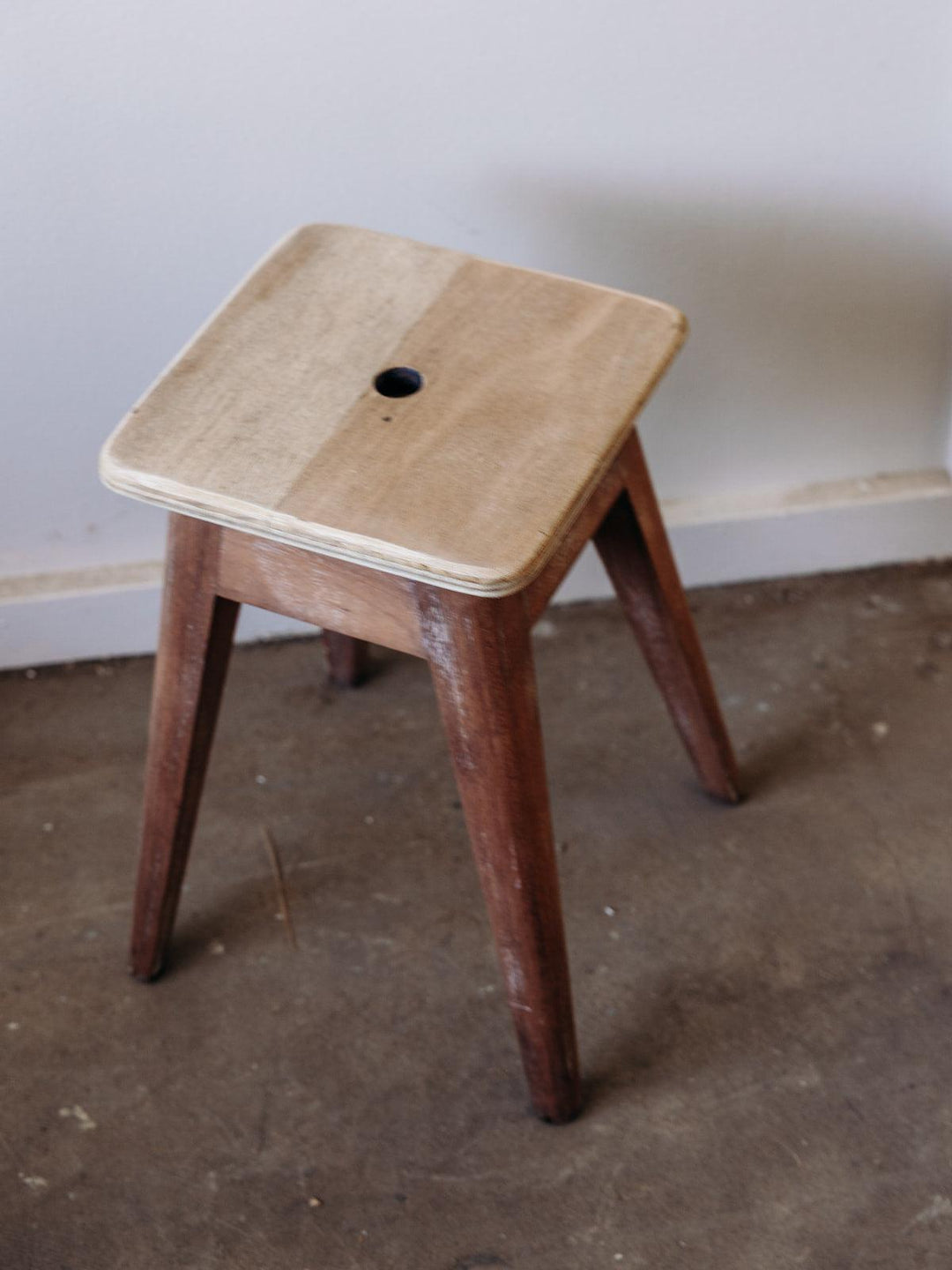 Regis, the wooden stool No. 53