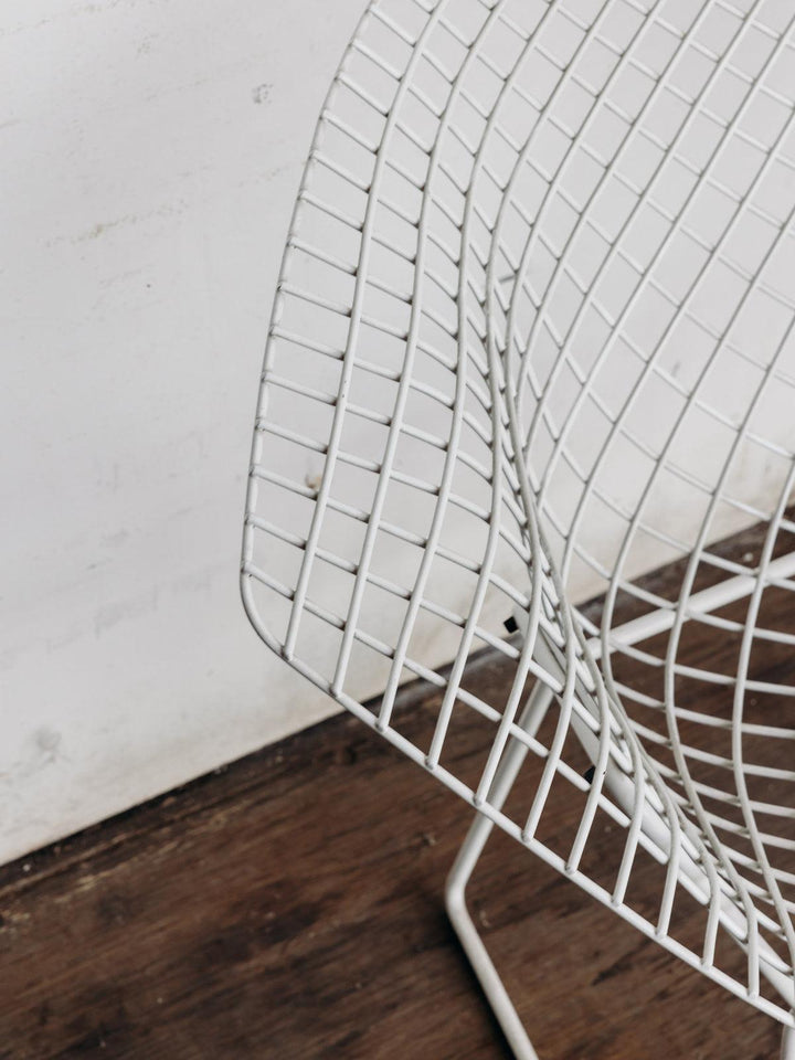 Jakob, the Bertoia metal armchair N°21