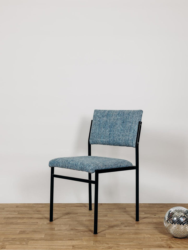 Diana, the modernist chair No. 21