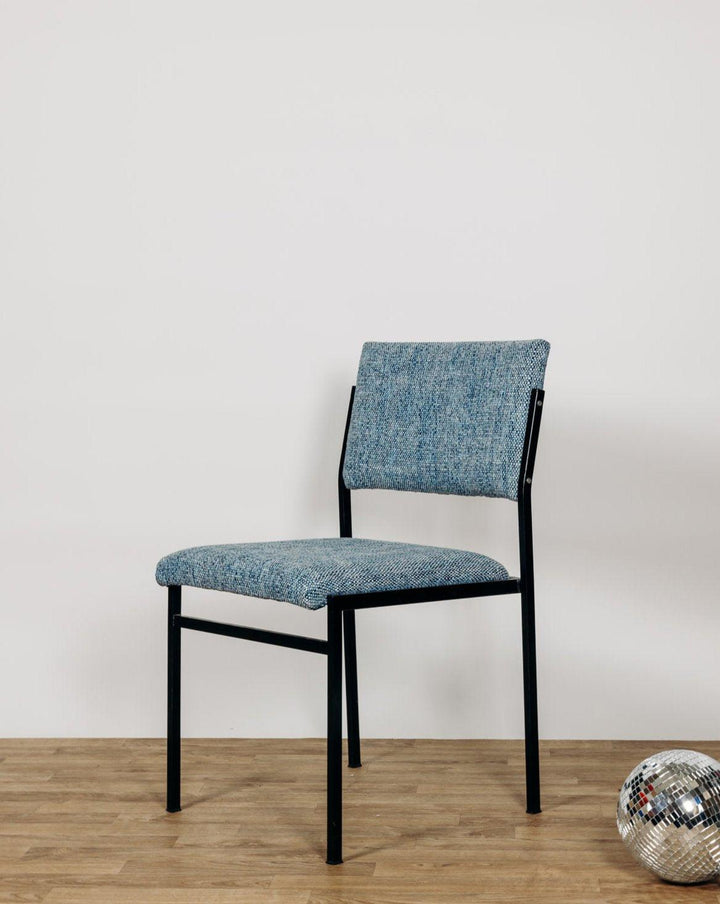 Diana, the modernist chair No. 21