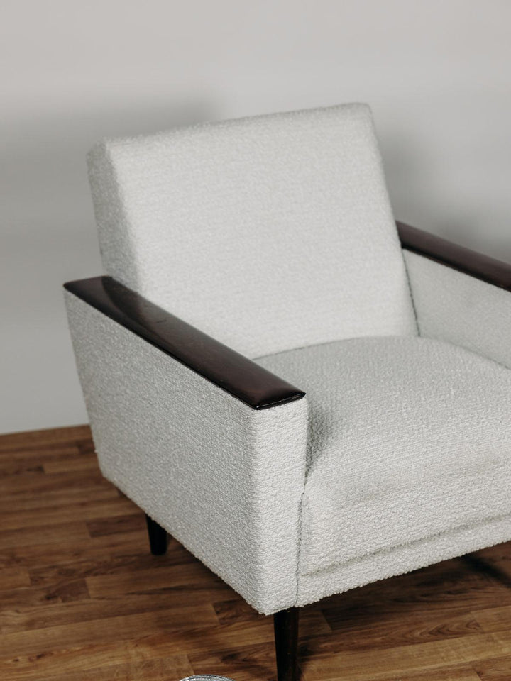 Jakob, the bouclette armchair No. 24