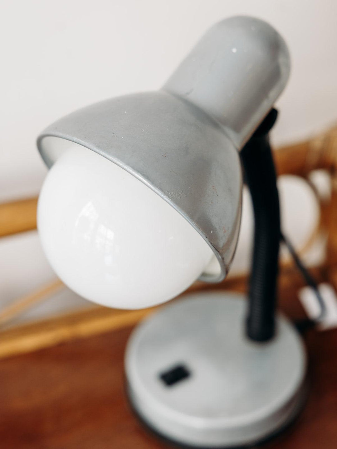 Julia, the vintage side lamp No. 9