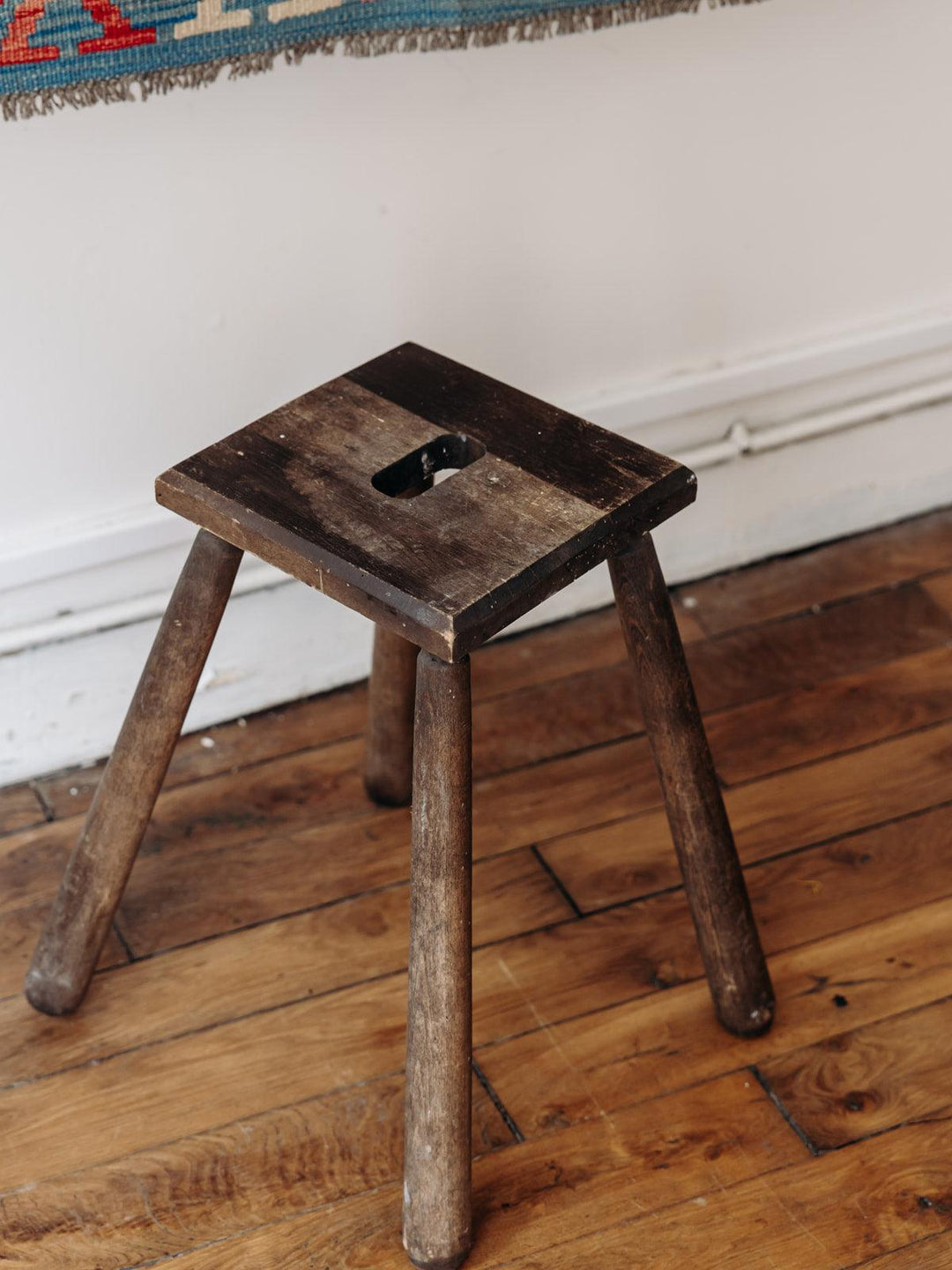 Regis, the wooden stool No. 55