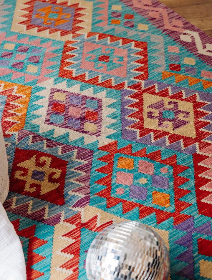 Eddy, the kilim rug N°171