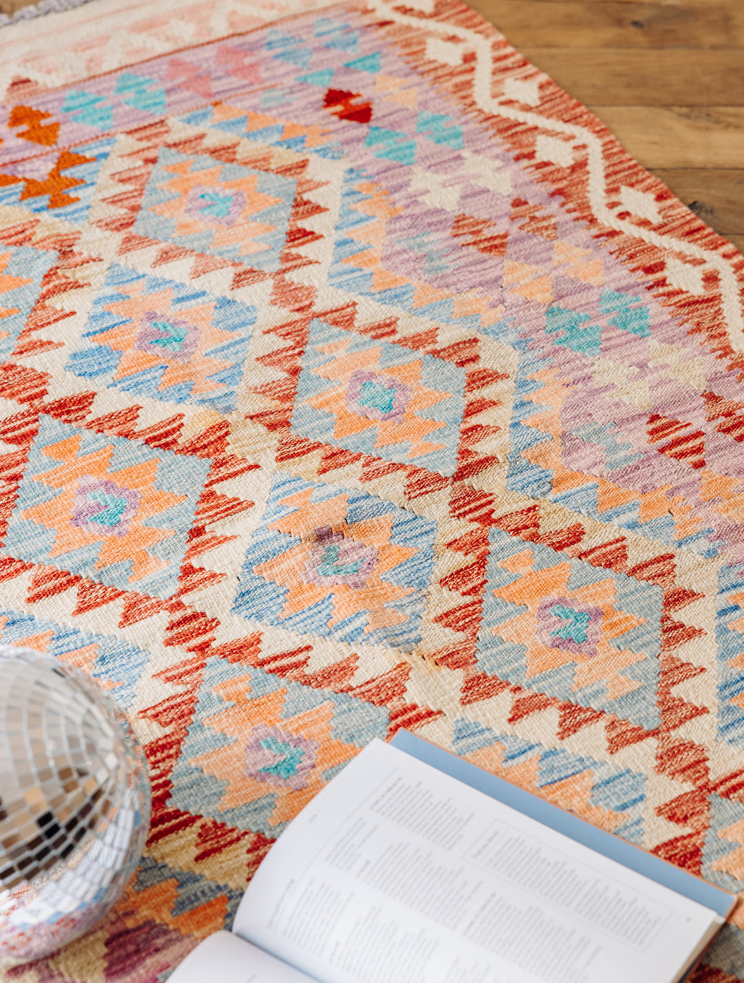 Eddy, the kilim rug N°171