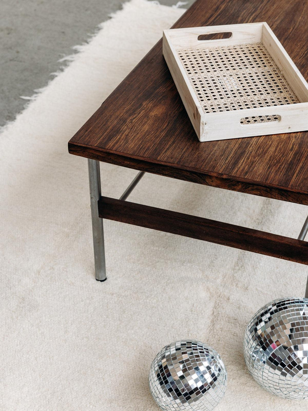 Liv, the rosewood coffee table N°25