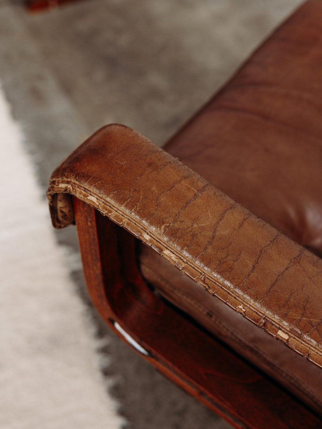 Jakob, the leather armchair No. 28