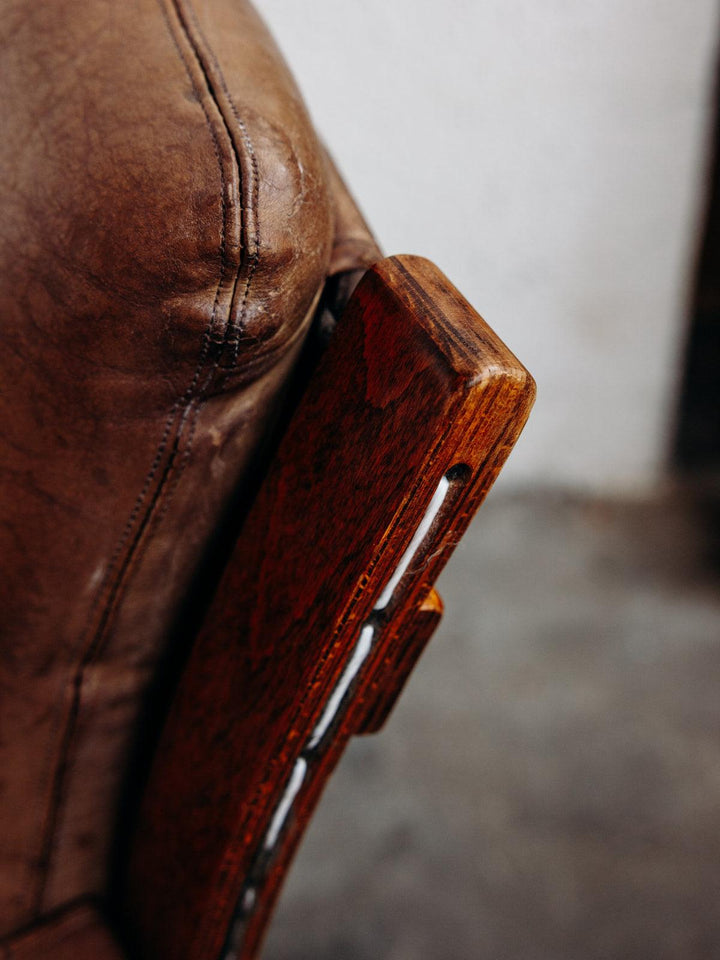 Jakob, the leather armchair No. 28