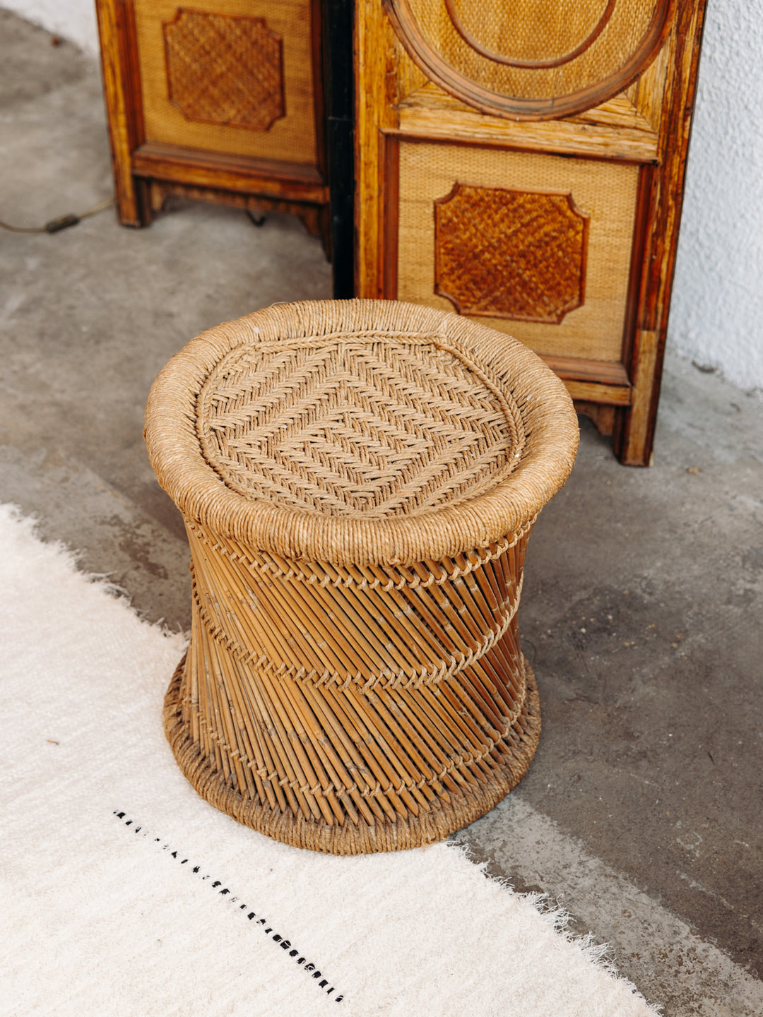 Jean-Yves, the straw stool No. 11