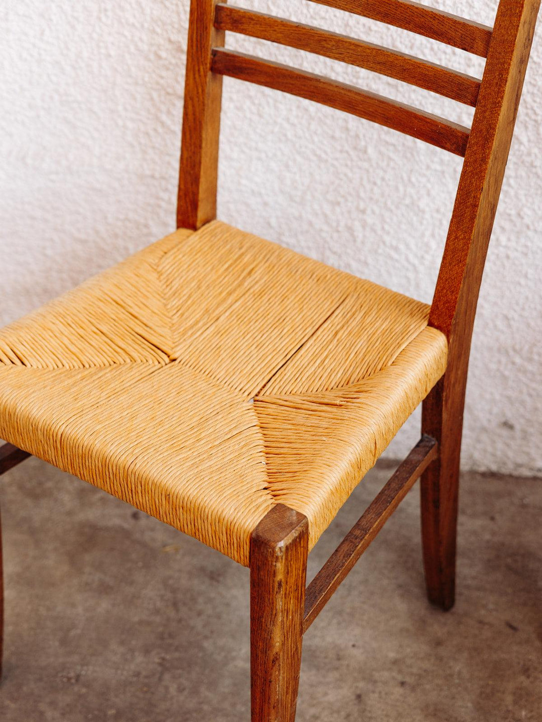 Claude, the wooden chair No. 155