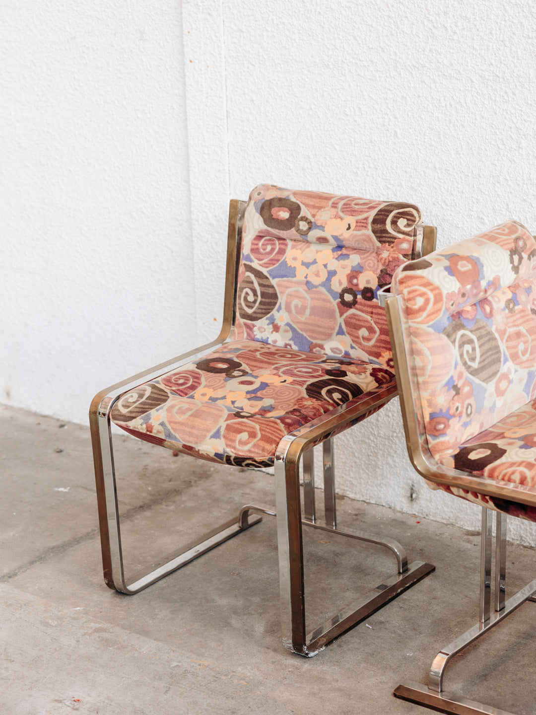 Diana, set of two metal chairs No. 33