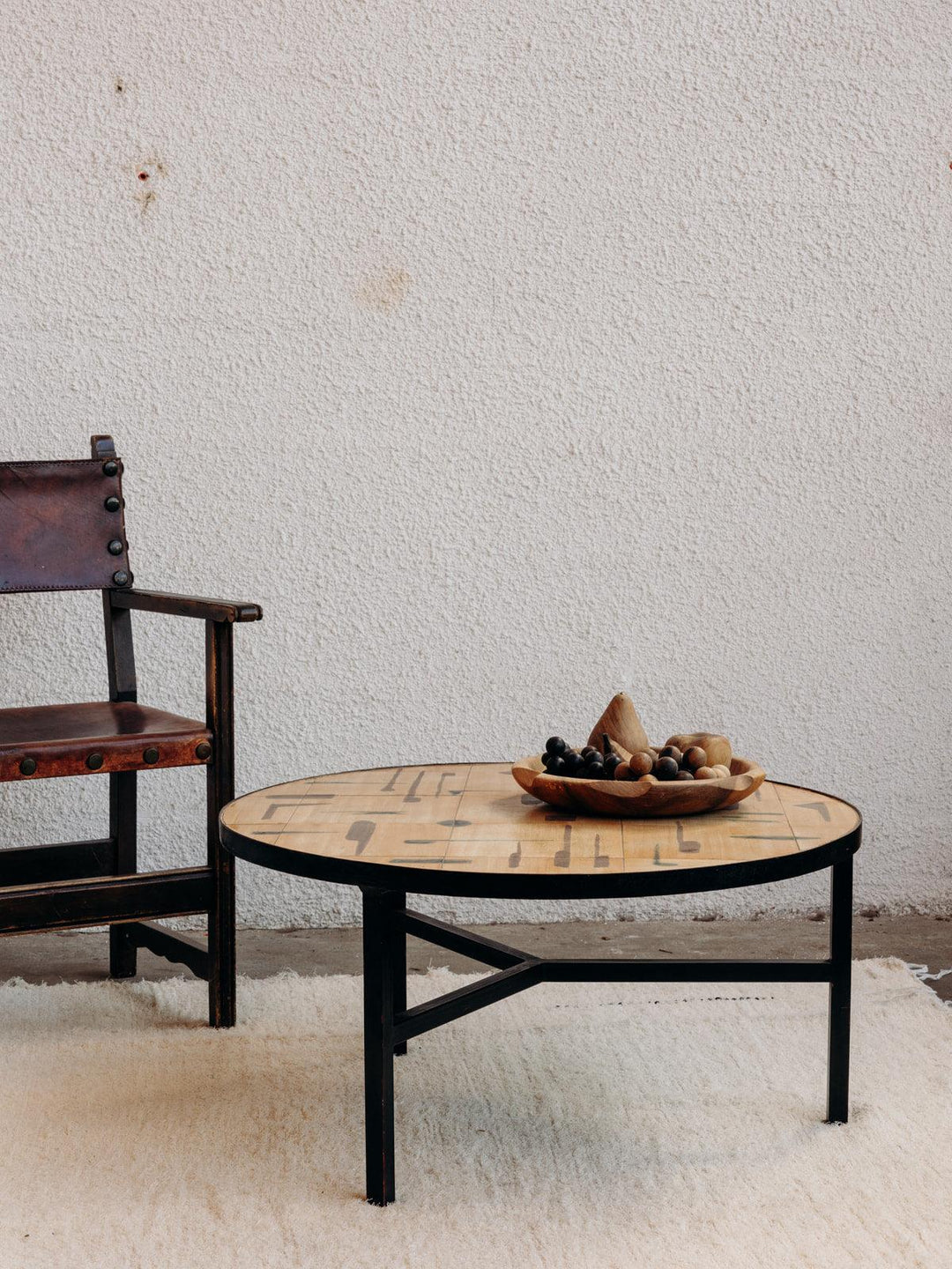 Léonie, the round coffee table N°65