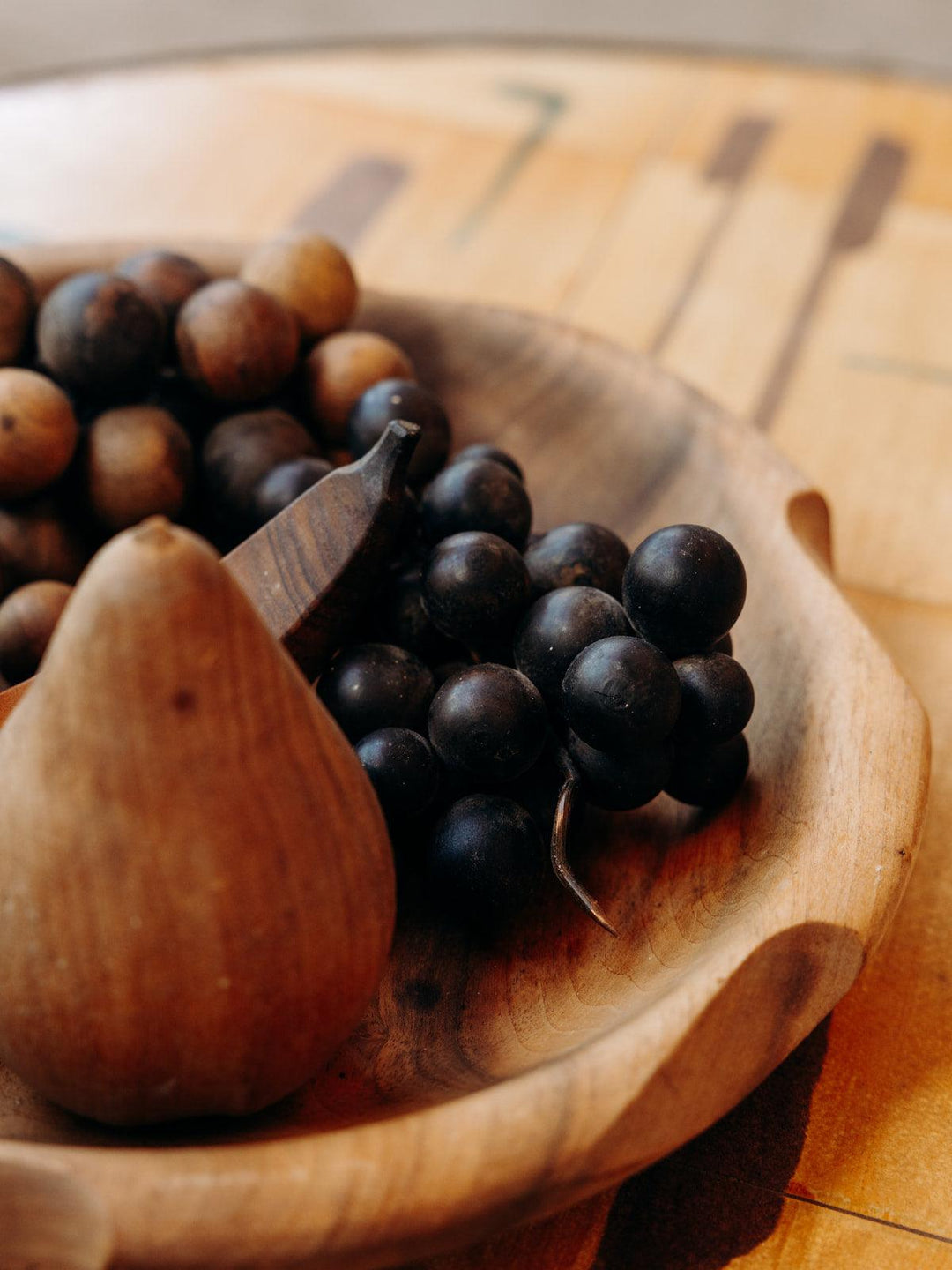 Ambroise, the wooden fruit bowl No. 3