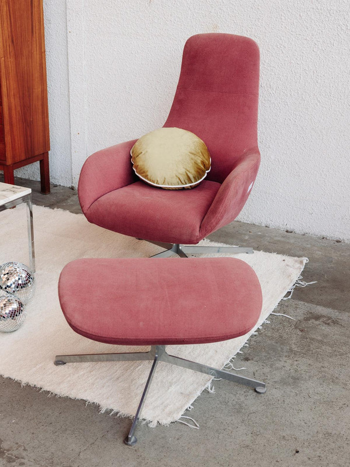 Jakob, the Zanotta armchair No. 31