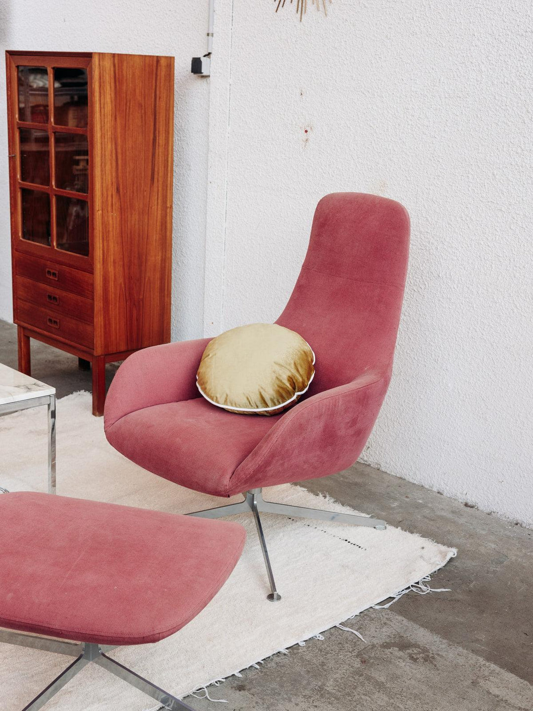 Jakob, the Zanotta armchair No. 31