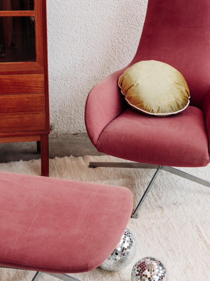 Jakob, the Zanotta armchair No. 31