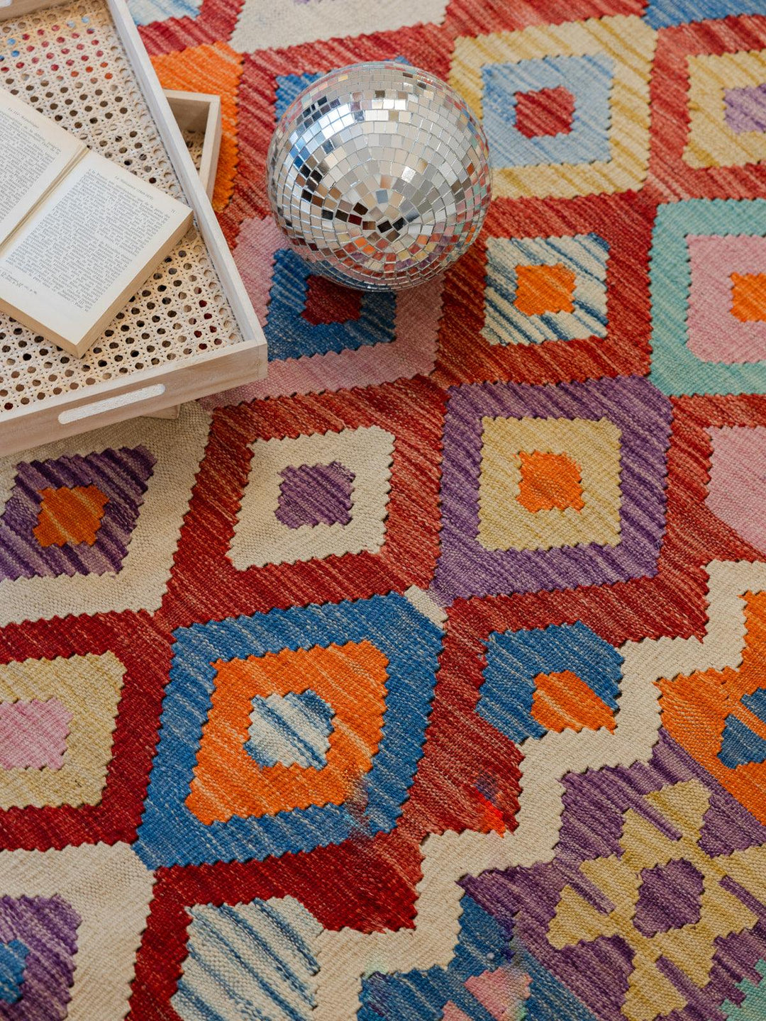 Eddy, le tapis kilim N°185 - Debongout