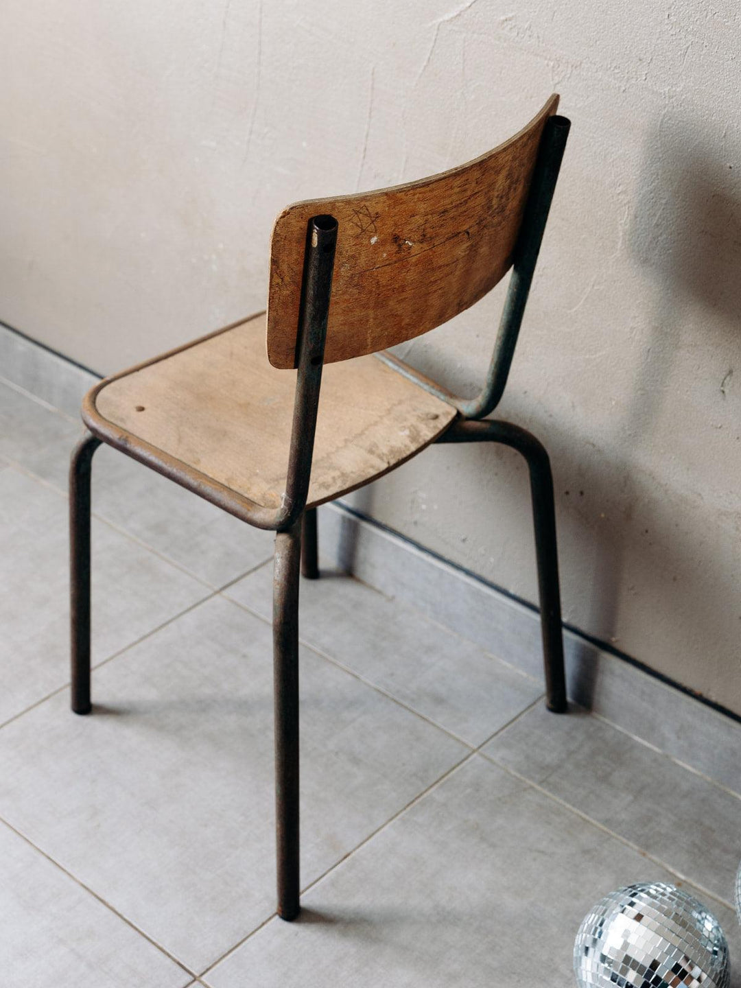 Diana, la chaise d'écolier N°26