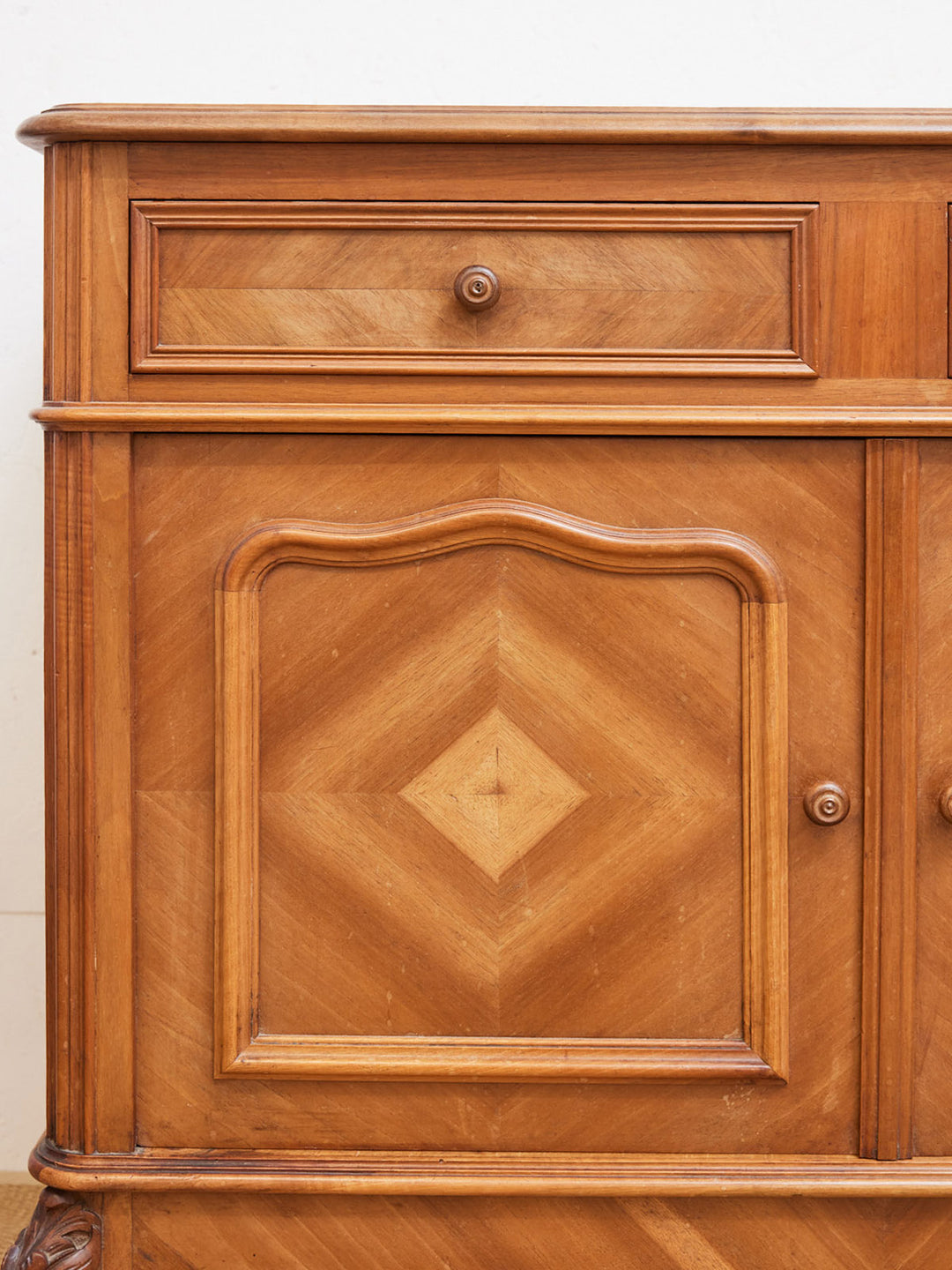 gilbert-buffet-bois-1744-5