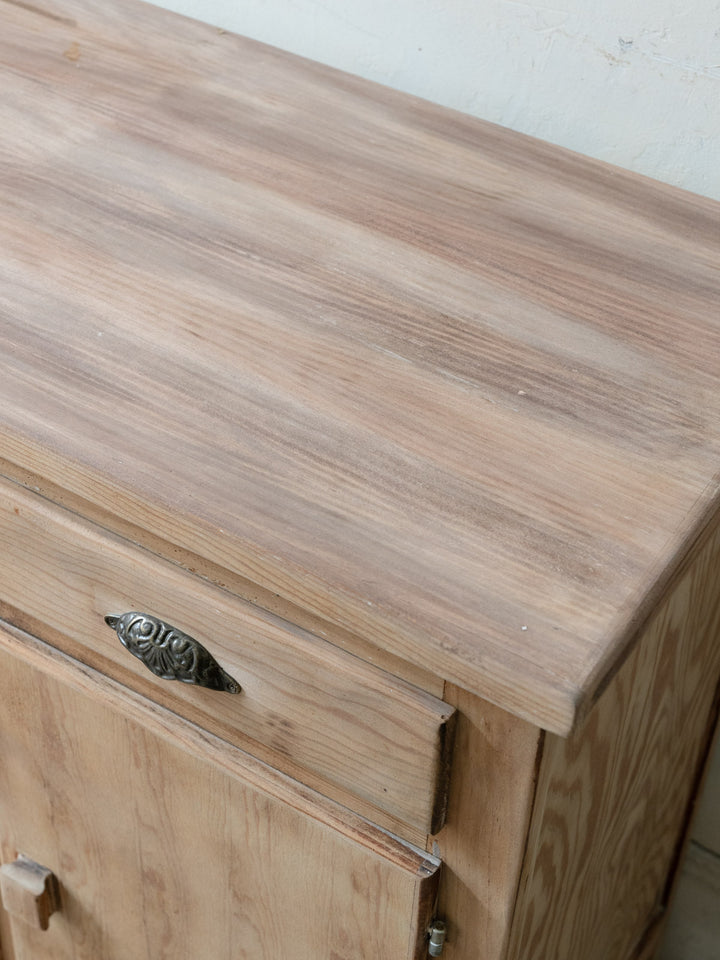 gilbert-buffet-bois-1804-9