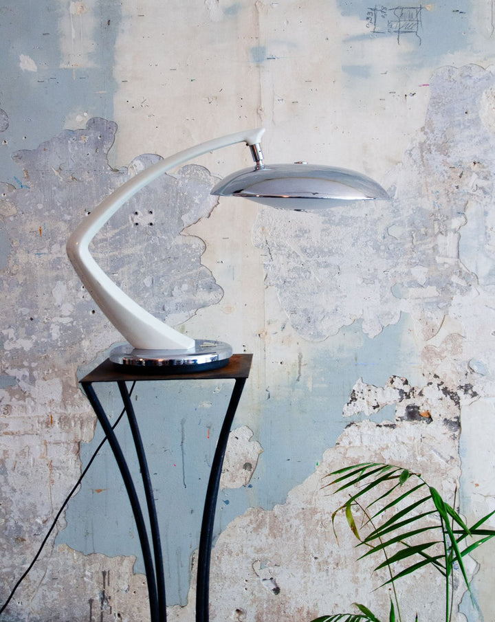 julia-lampe-à-poser-acier-899-1