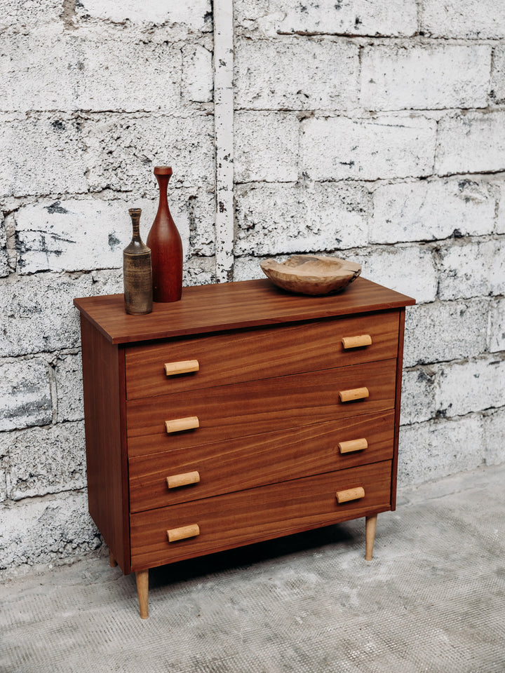 4U3A3367_Debongout-Alsace-15-04-25_080commode_0231.jpg