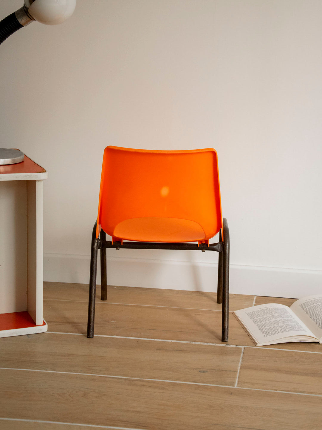 ernestine-chaise-pour-enfant-plastique-1334-2