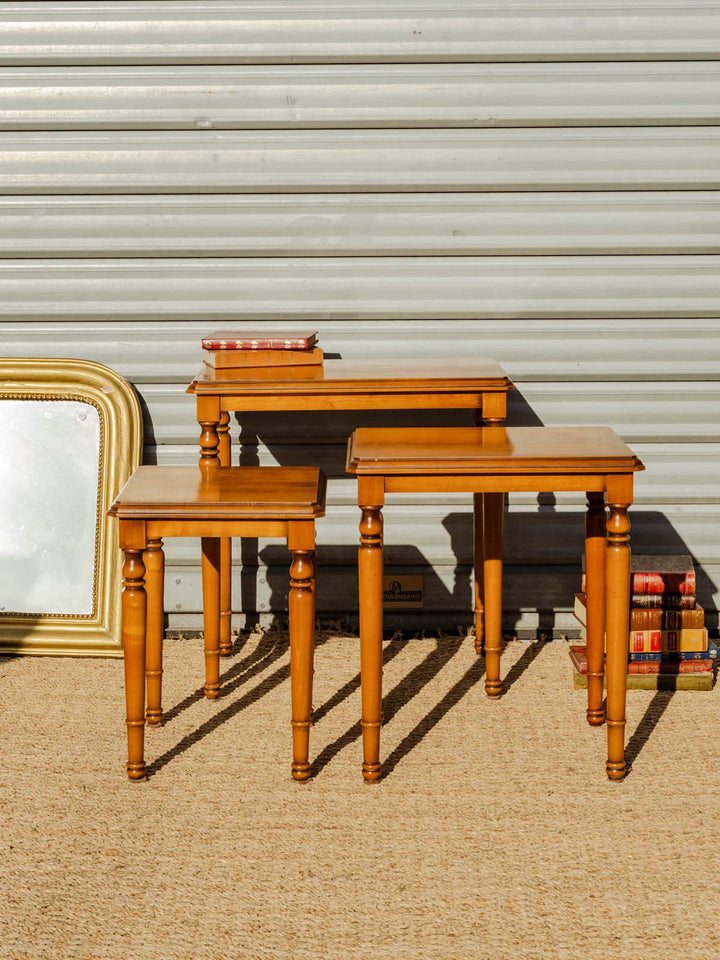 barbara-table-gigogne-merisier-95-3