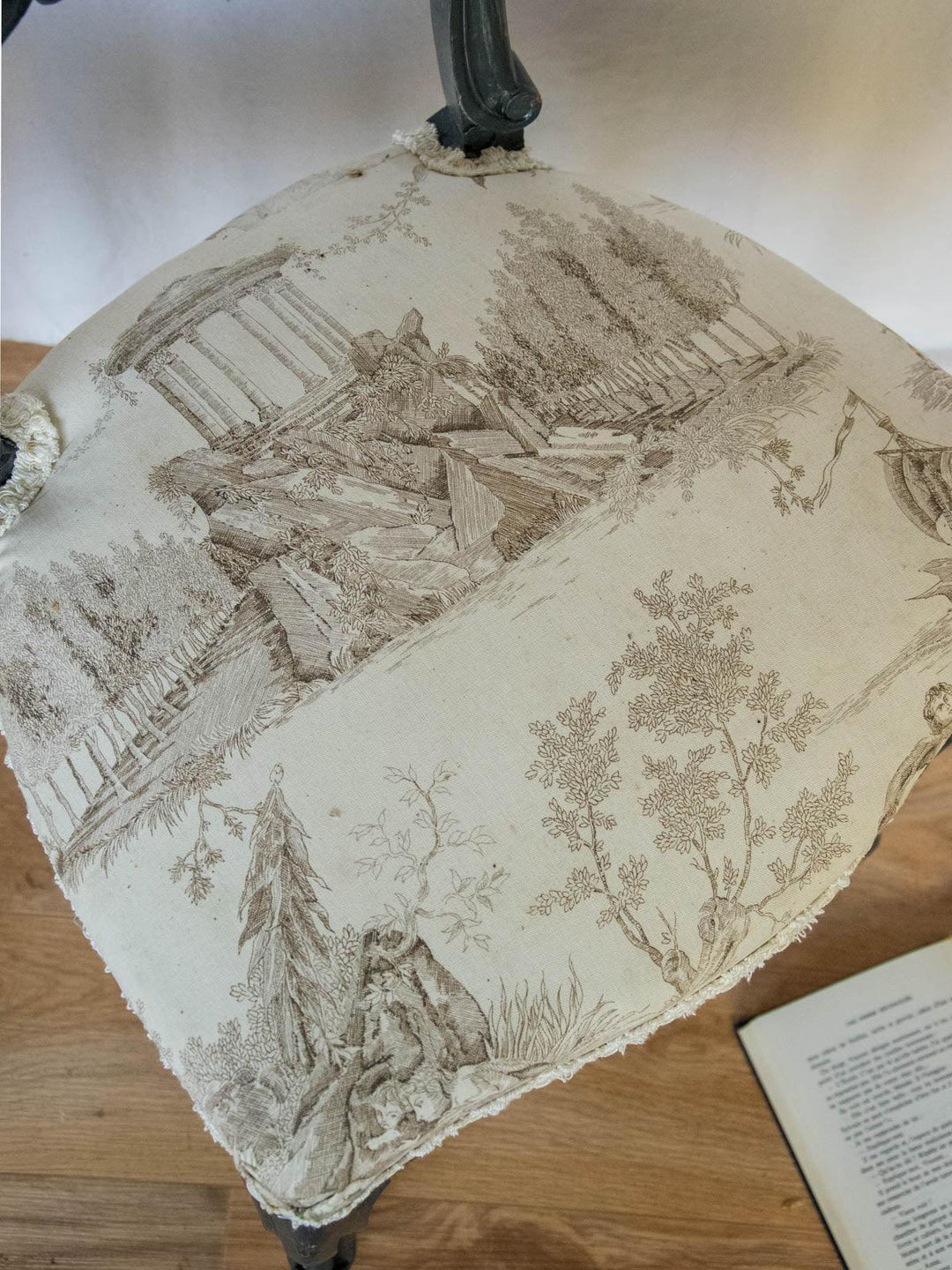 claude-chaise-bois-883-5