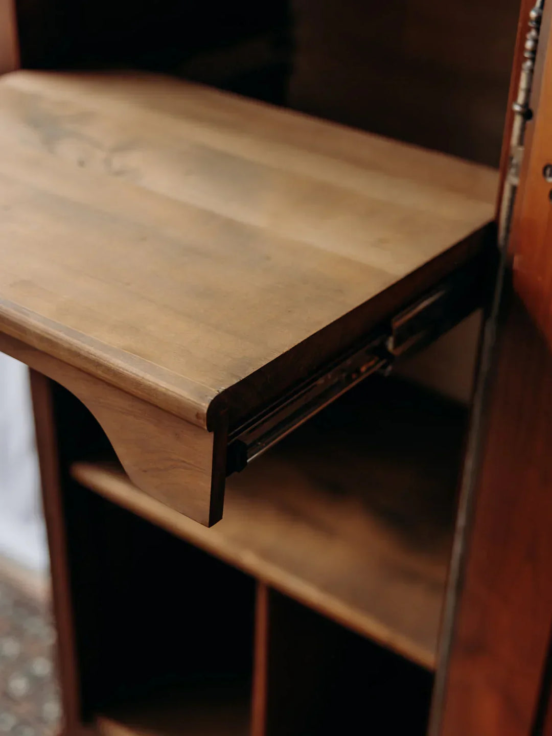 blandine-armoire-bois-340-10